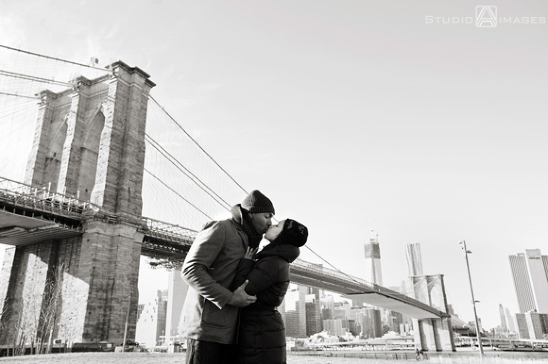 iconic nyc, brooklyn bridge, nyc wedding photographer, engagement photos, nyc engagement photos