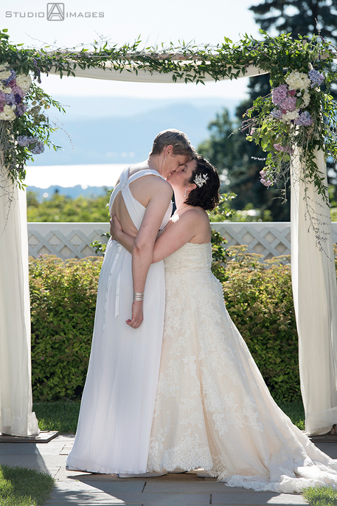 The Briarcliff Manor Wedding Photos | New York Wedding Photographer | Lesbian Wedding Photos