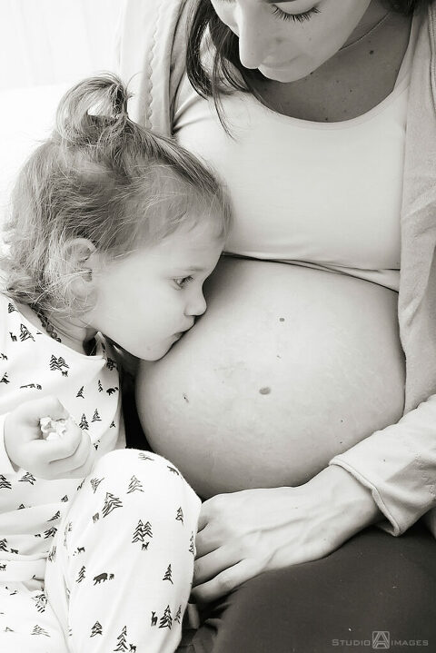 Long Island family photos of daughter with her pregnant mom