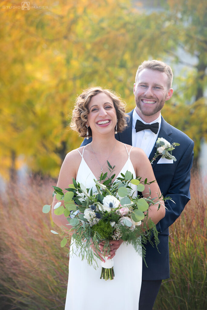 Fall wedding photos of bride and groom in Weehawken