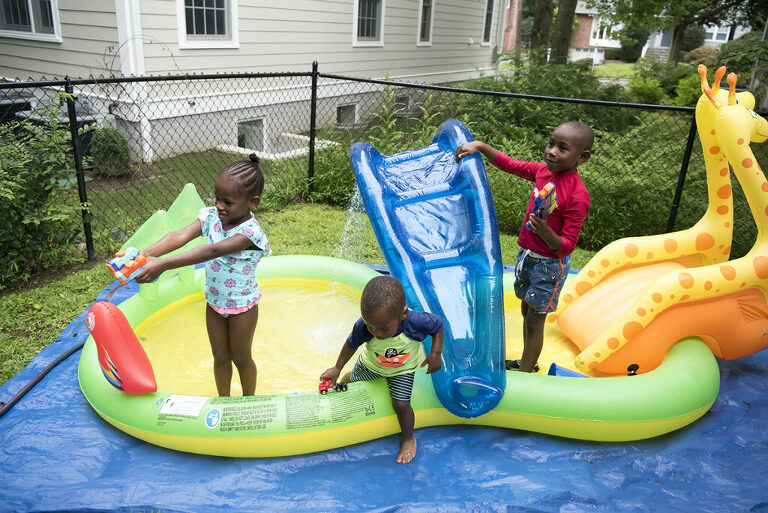kids playing during their Day in the Life family session in Scarsdale, New York