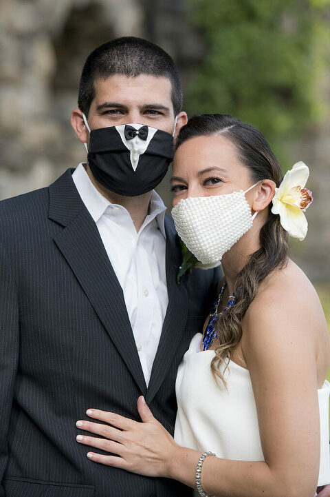 bride and groom wearing masks for the Bear Mountain wedding in Hudson Valley during the pandemic