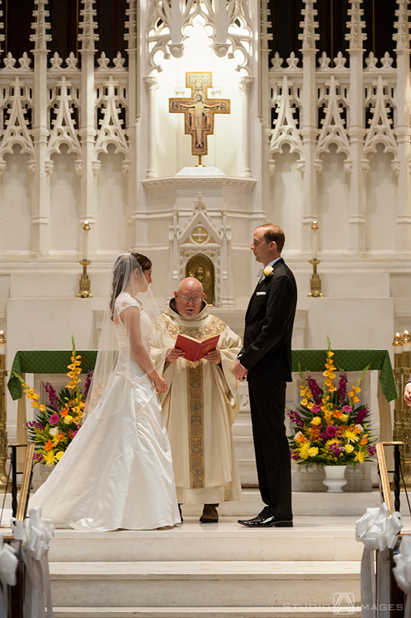 Eleanor + Peter | The University of the Arts Wedding Photos | Philadelphia Wedding Photographer 
