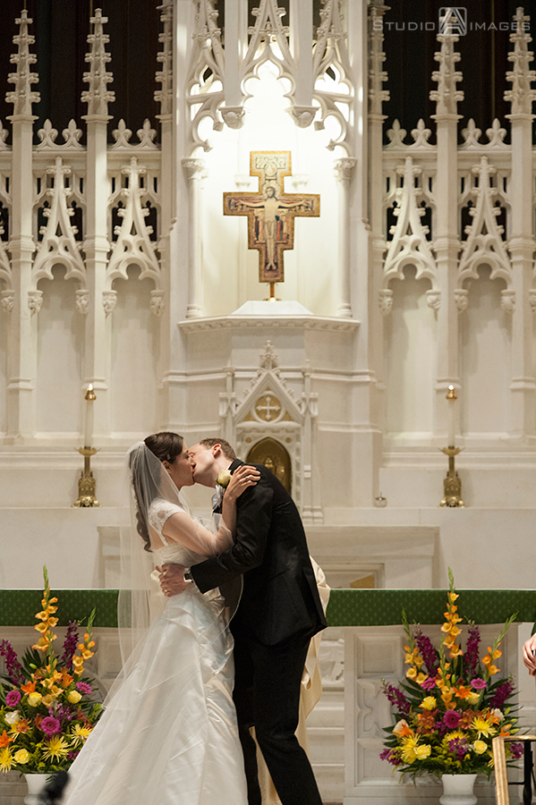 Eleanor + Peter | The University of the Arts Wedding Photos | Philadelphia Wedding Photographer 