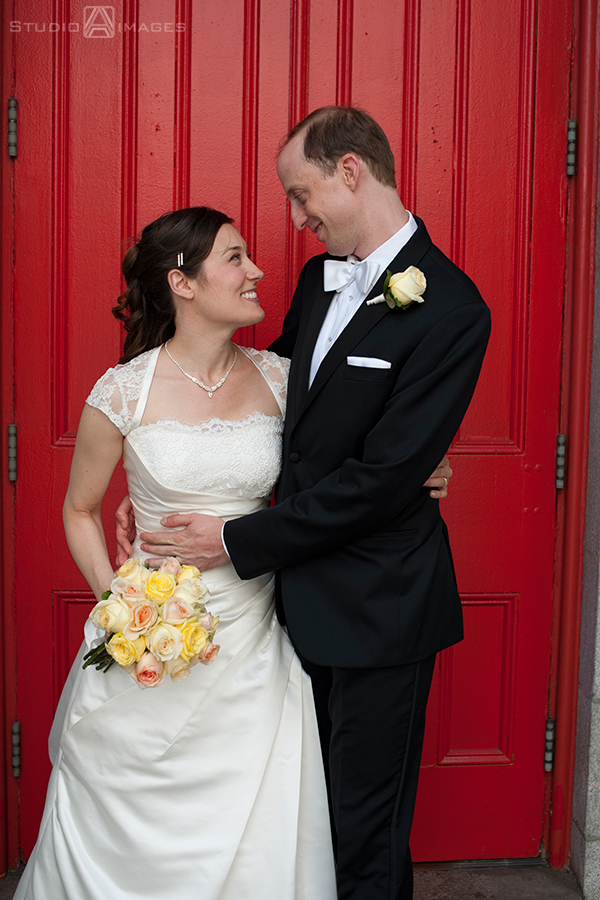 Eleanor + Peter | The University of the Arts Wedding Photos | Philadelphia Wedding Photographer 