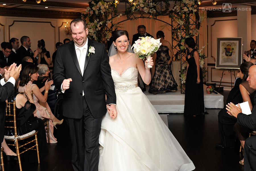 Alyssa + Mike | Crystal Plaza Wedding Photos | NJ Wedding Photographer 
