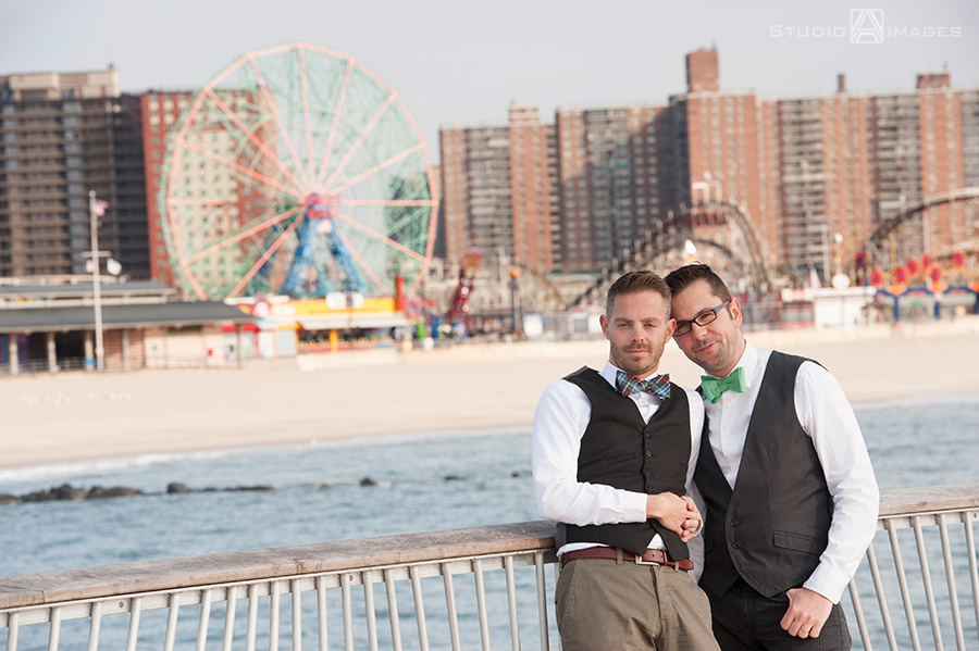 Coney Island Anniversary Photos | Brooklyn Wedding Photographer