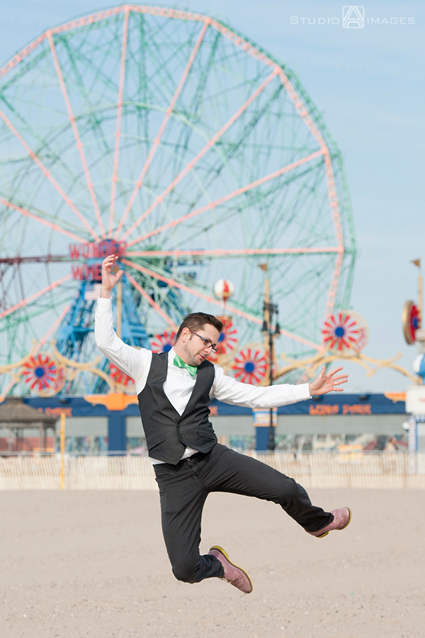 Coney Island Anniversary Photos | Brooklyn Wedding Photographer