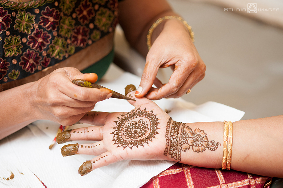 Mehndi Photos | Sangeet Photos | Indian Wedding Photography | NJ Wedding Photographers 