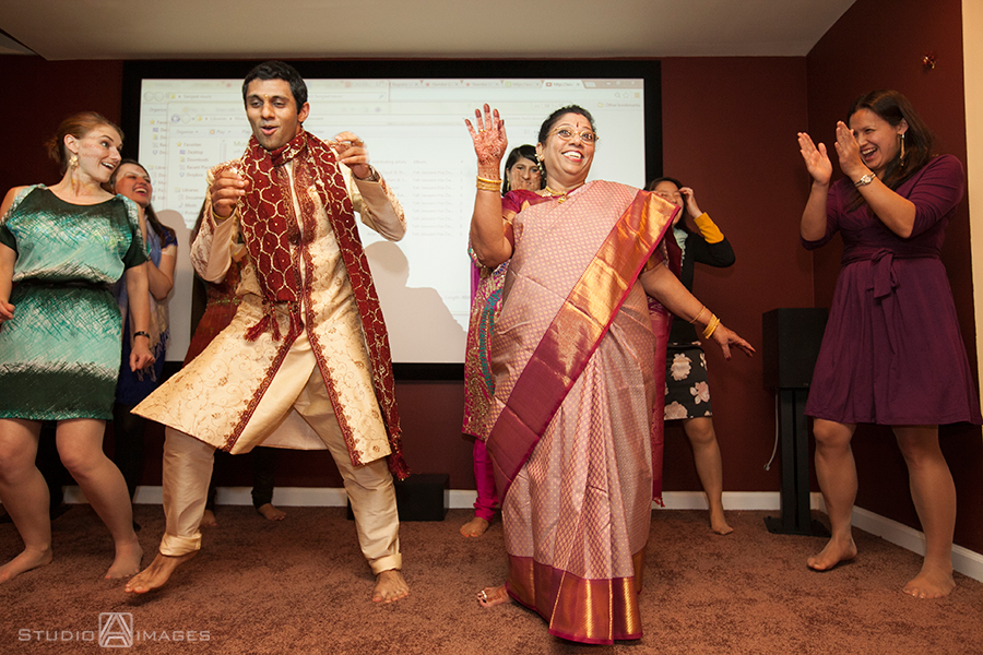 Mehndi Photos | Sangeet Photos | Indian Wedding Photography | NJ Wedding Photographers 
