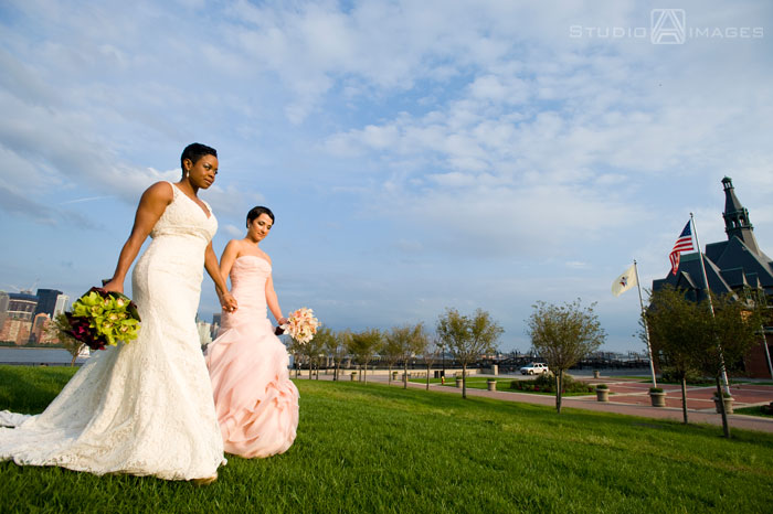 liberty house wedding, same sex wedding, gay wedding, lesbians, nyc wedding photographer