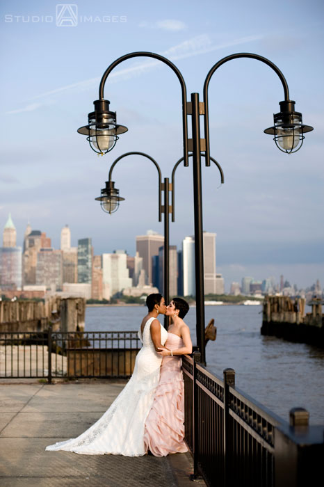 liberty house wedding, same sex wedding, gay wedding, lesbians, nyc wedding photographer
