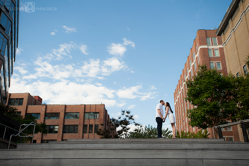 iconic nyc, The High Line, nyc wedding photographer, engagement photos, nyc engagement photos