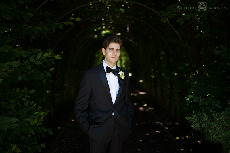 Celebrate at Snug Harbor Wedding Photos | NYC Wedding Photographer
