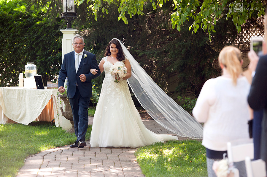 Olde Mill Inn Wedding Photos | NJ Wedding Photographer