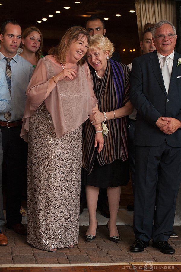 Olde Mill Inn Wedding Photos | NJ Wedding Photographer