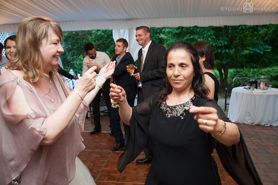 Olde Mill Inn Wedding Photos | NJ Wedding Photographer