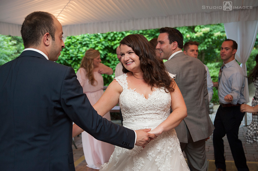 Olde Mill Inn Wedding Photos | NJ Wedding Photographer