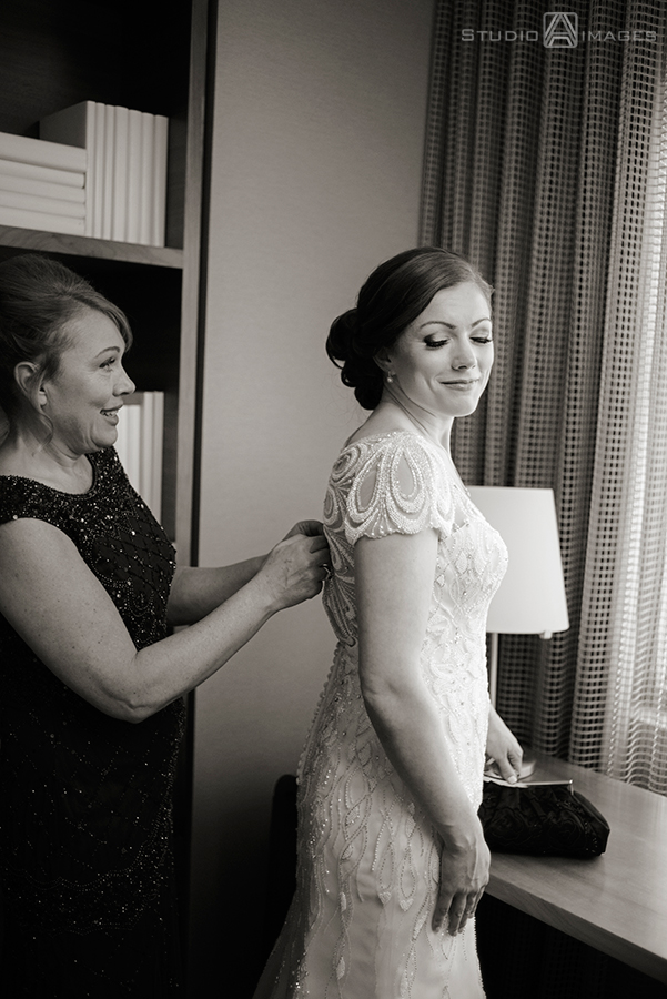 Blizzard Wedding Photos | Hyatt Regency Jersey City Wedding Photos 