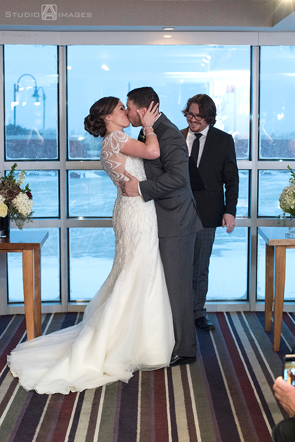 Blizzard Wedding Photos | Hyatt Regency Jersey City Wedding Photos 