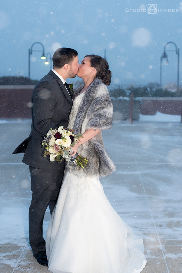 Blizzard Wedding Photos | Hyatt Regency Jersey City Wedding Photos 
