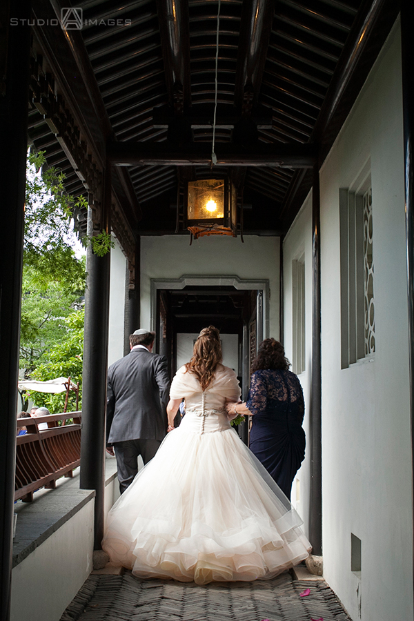 Celebrate at Snug Harbor Wedding Photos | NYC Wedding Photographer