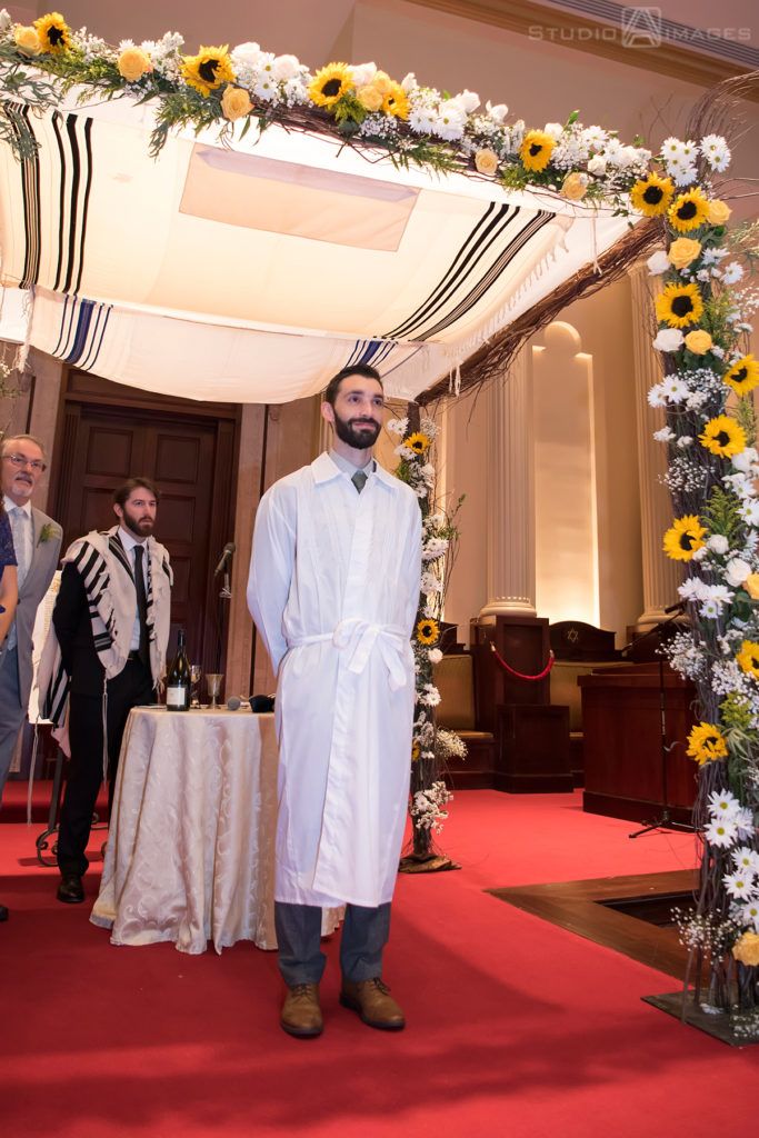 Temple Emanu-El Closter Wedding Photos | New Jersey Wedding Photographer | Merav + Adam