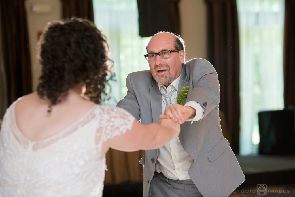 Temple Emanu-El Closter Wedding Photos | New Jersey Wedding Photographer | Merav + Adam
