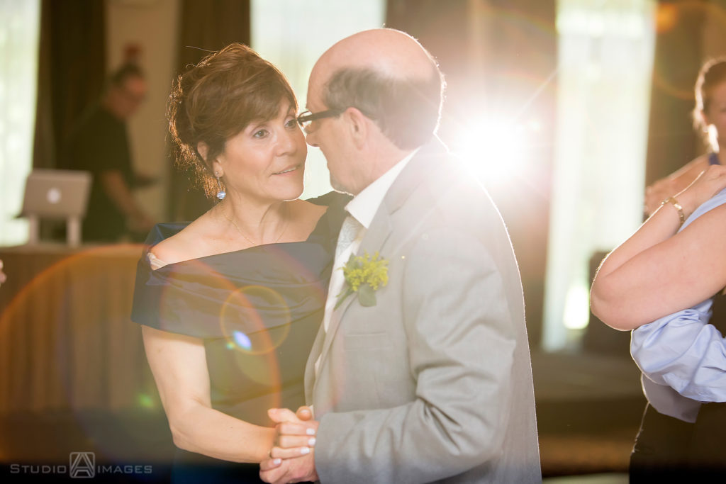 Temple Emanu-El Closter Wedding Photos | New Jersey Wedding Photographer | Merav + Adam