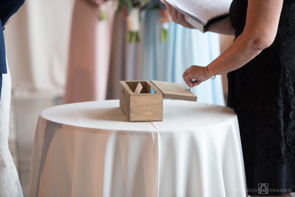 Liberty House Wedding Photos | Jersey City Wedding Photographer | Nicole + Osyp