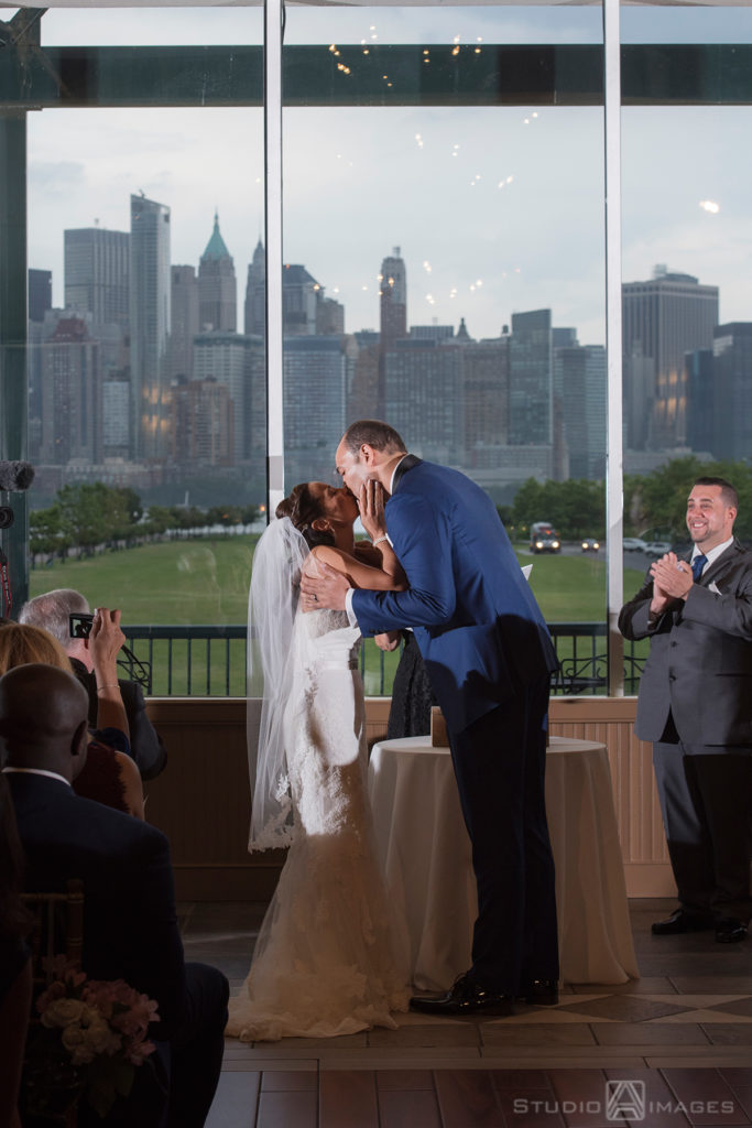 Liberty House Wedding Photos | Jersey City Wedding Photographer | Nicole + Osyp
