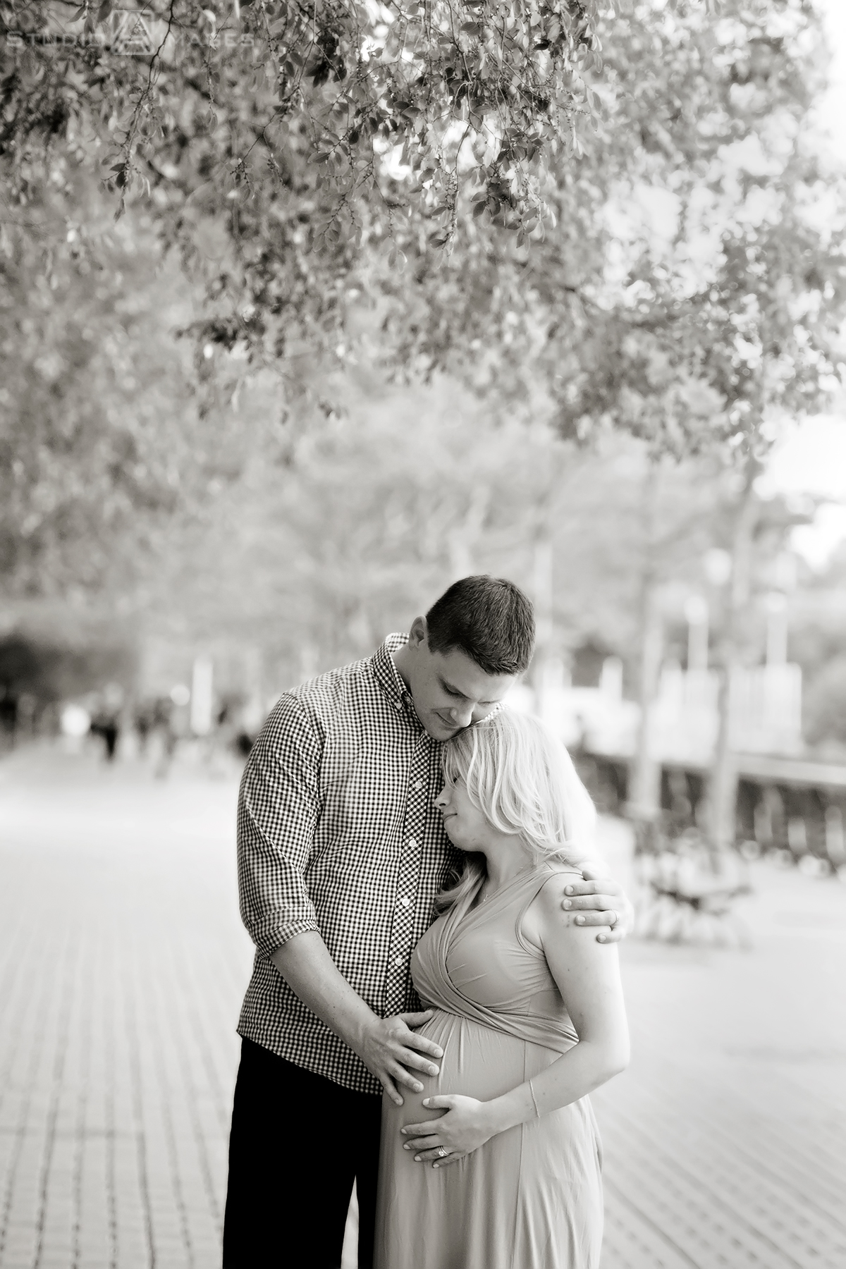 Hoboken Maternity Photos | Hoboken Family Portrait Photographer | Nicole + Nick