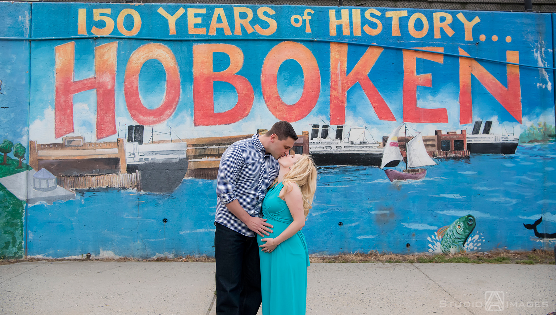 Hoboken Maternity Photos | Hoboken Family Portrait Photographer | Nicole + Nick