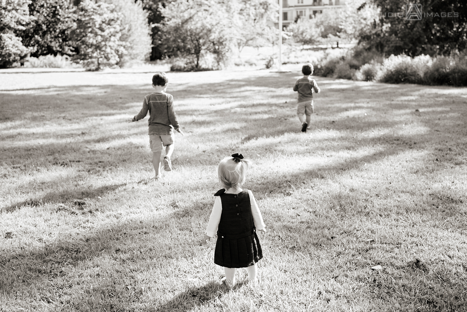 Mead Memorial Park Family Portrait Photos | Connecticut Family Photographer | M Family