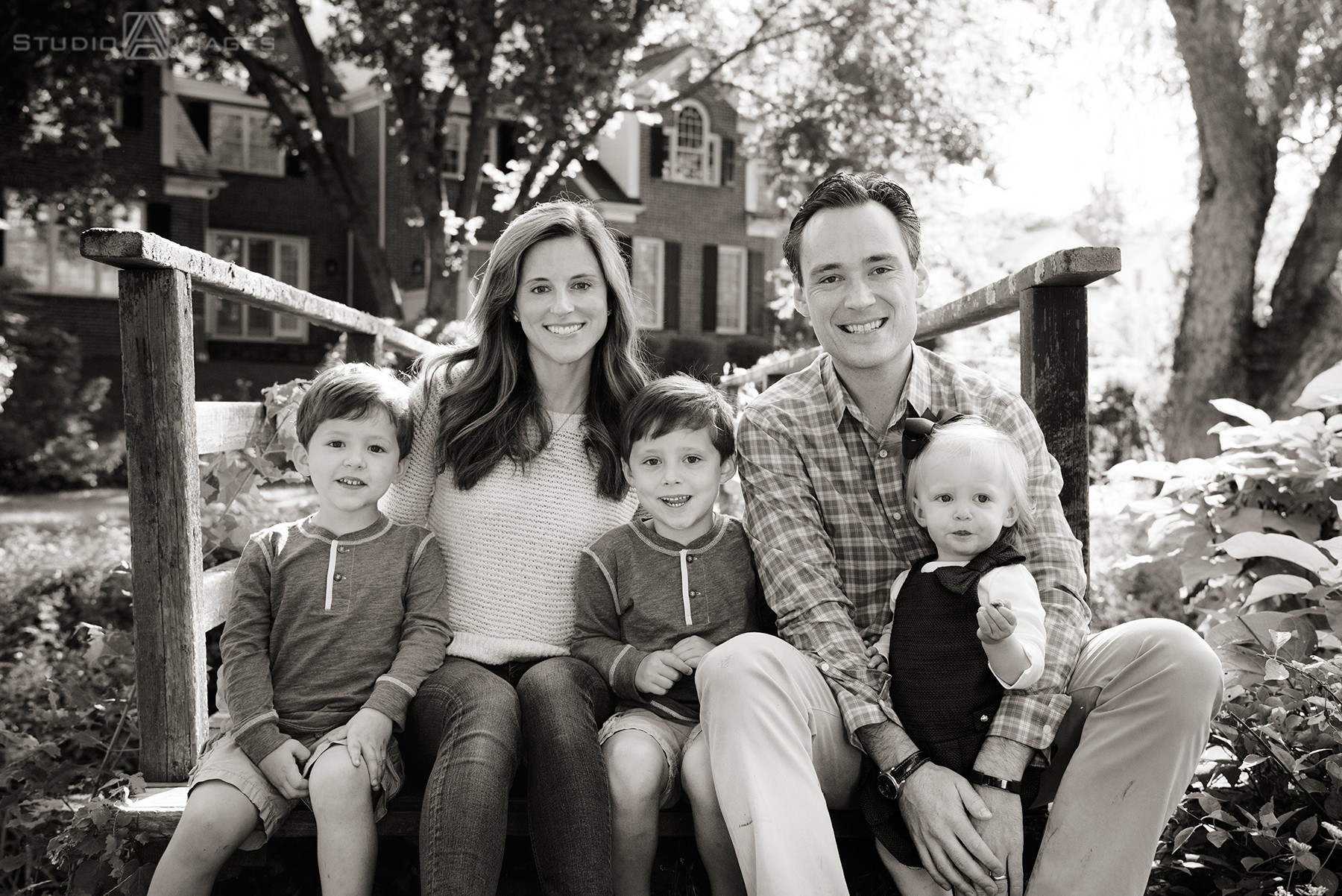 Mead Memorial Park Family Portrait Photos | Connecticut Family Photographer | M Family