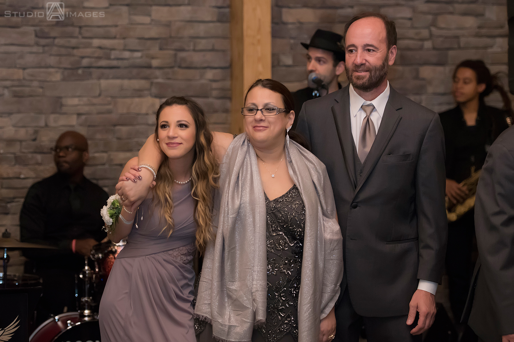 Stone House at Stirling Ridge Wedding Photos | NJ Wedding Photographer | Courtney + Sal