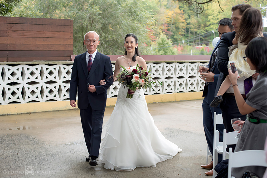 Stone House at Stirling Ridge Wedding Photos | NJ Wedding Photographer | Vickie + Jim