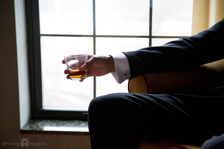 Hilton Pearl River NY Wedding Photos | New York Wedding Photographer | Mary Beth + Arjun