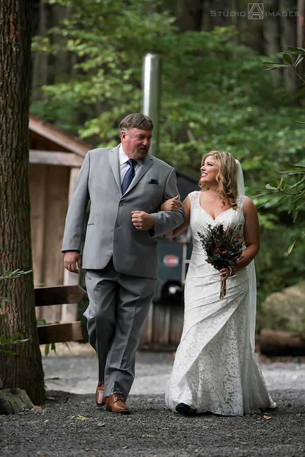 Tall Timber Barn Wedding Photos | Poconos Wedding Photographer | Amber + Brandon