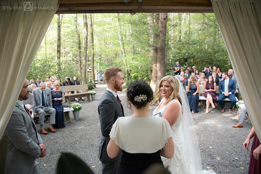 Tall Timber Barn Wedding Photos | Poconos Wedding Photographer | Amber + Brandon