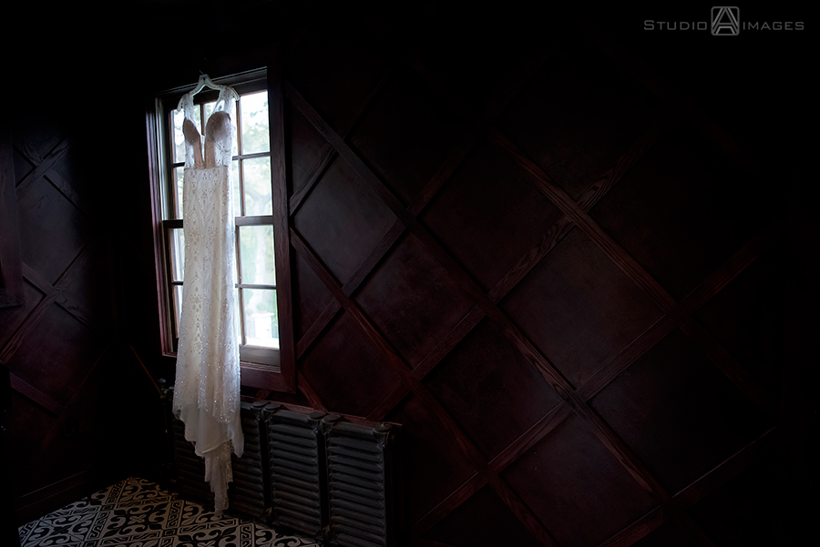 Hotel du Village Wedding Photos | Bucks County Wedding Photographer | Nikki + Eric