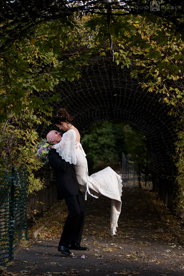Celebrate at Snug Harbor Wedding Photos | NYC Wedding Photographer | Lena + David