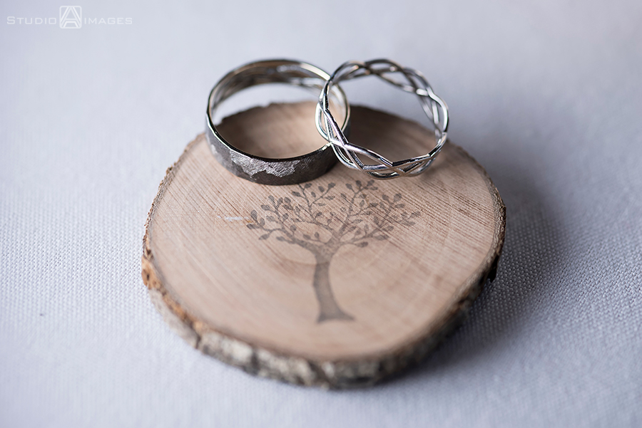 The Lodge at Stirling Ridge Wedding Photos | NJ Wedding Photographer | Jillian + Brian 