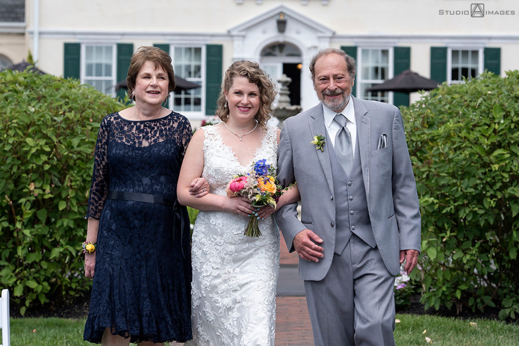 bride walks down the aisle on wedding day at Pen Ryn Estate | Pen Ryn Estate Wedding Photos | Bucks County Wedding Photographer