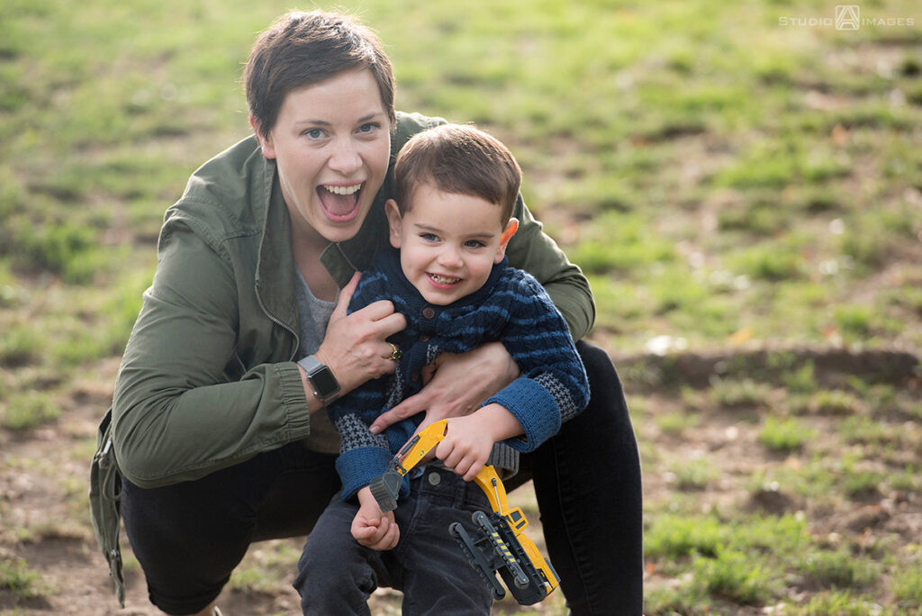 mother and son family photos at Carl Schurz Park