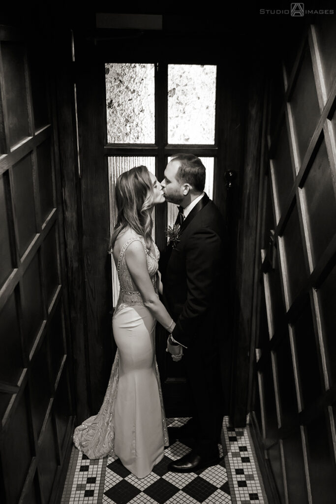 Hotel du Village wedding photos |  Bucks County wedding photographer | Jen + Scott