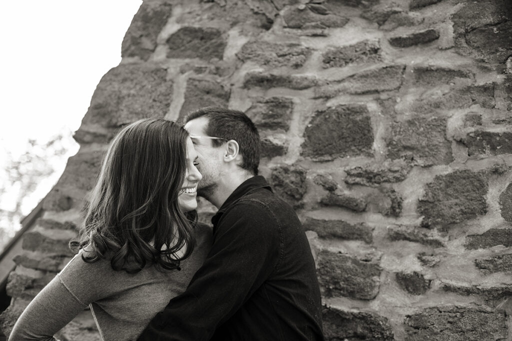 Valley Forge National Historical Park Engagement Photos | Bucks County Wedding Photographer | fall engagement photos