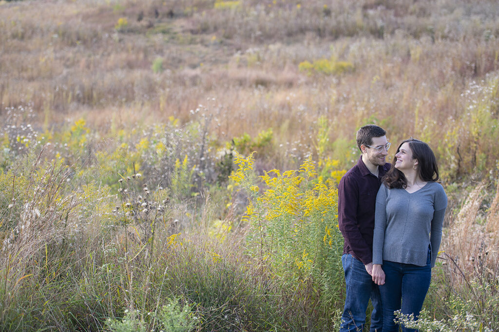 Valley Forge National Historical Park Engagement Photos | Bucks County Wedding Photographer | fall engagement photos
