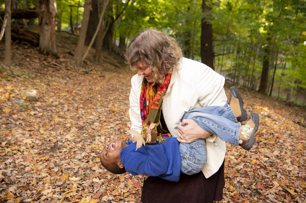 New York Fall Family Photos at Lenoir Preserve in Yonkers