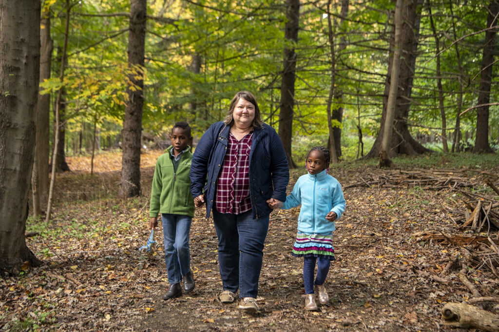 New York Fall Family Photos at Lenoir Preserve in Yonkers